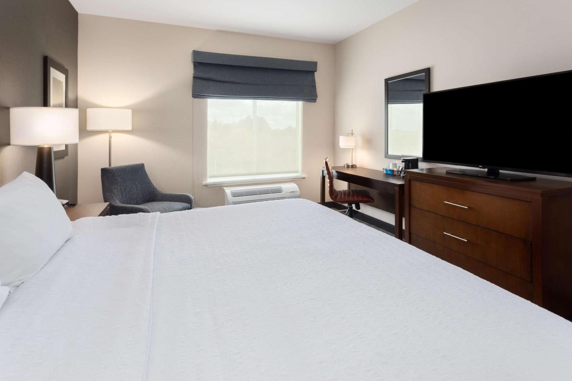Hampton Inn By Hilton Nashville Airport Century Place Dış mekan fotoğraf