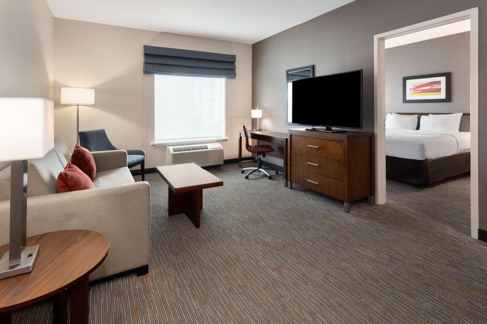 Hampton Inn By Hilton Nashville Airport Century Place Dış mekan fotoğraf