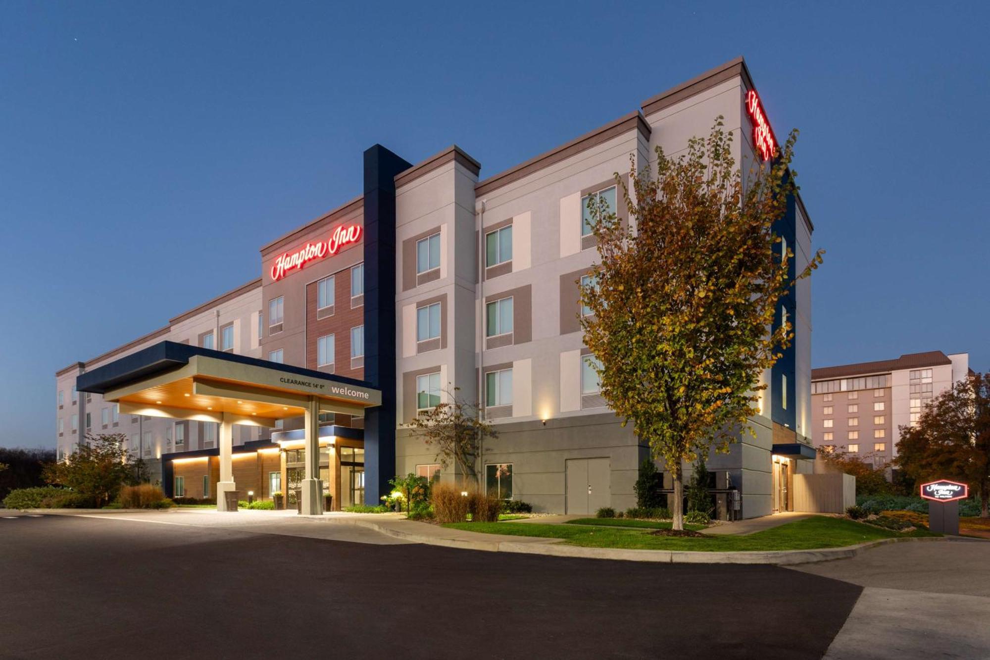 Hampton Inn By Hilton Nashville Airport Century Place Dış mekan fotoğraf